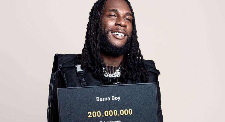 Burna boy hits 200 million streams on Boomplay, becomes first african artiste ever to do so