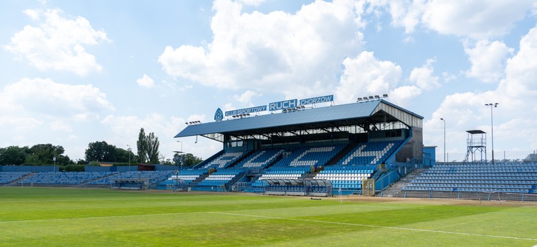 Przedwojenny zegar zakończył pracę na stadionie Ruchu Chorzów