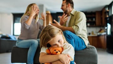 Więzienie za utrudnianie kontaktów z dzieckiem drugiemu rodzicowi. Posłowie chcą zmian