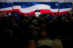 Problemy z dzietnością w Polsce? Zaskakująca diagnoza szefa PiS. Polki i alkoholizm...