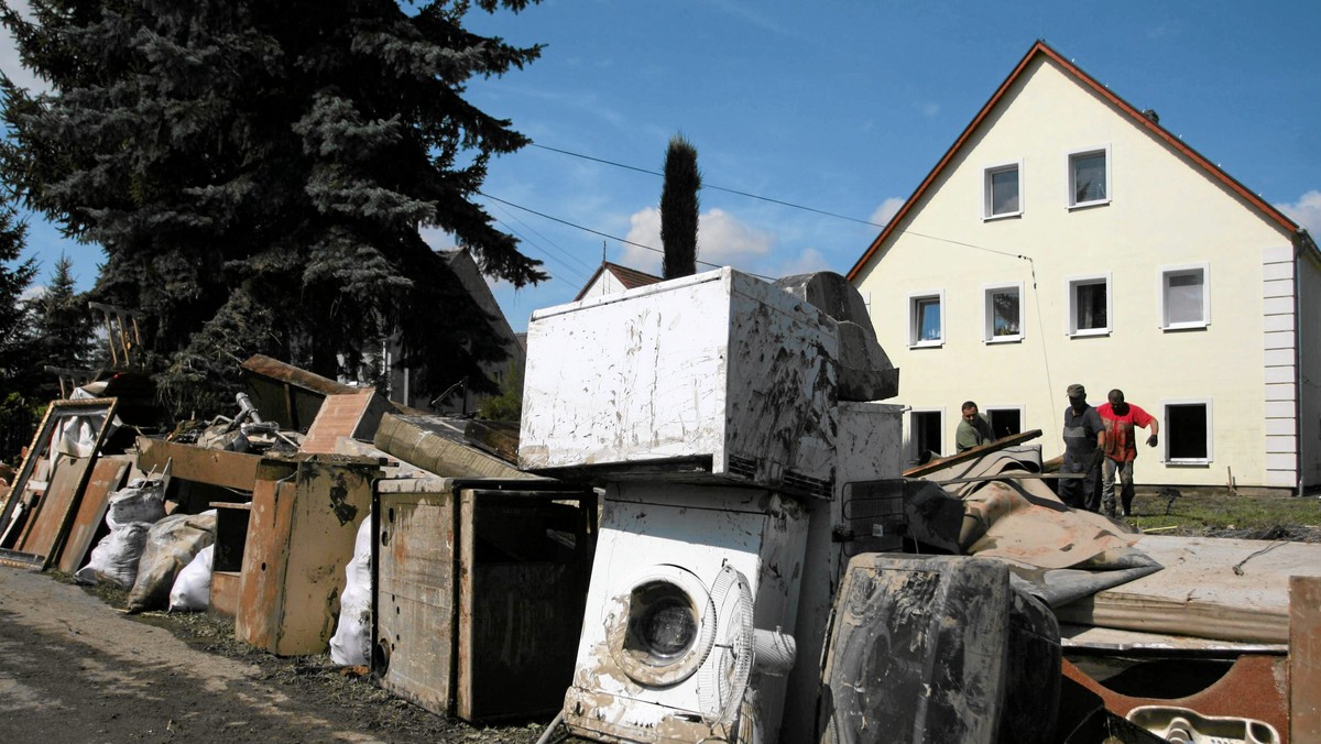 Jak informuje IMGW (Instytut Meteorologii i Gospodarki Wojnej), jutro w godzinach popołudniowych i następnej nocy w województwie śląskim wystąpią intensywne opady deszczu, które mogą spowodować wzrost poziomów wody w zlewniach Olzy, Psiny, Rudej, Bierawki i Kłodnicy.