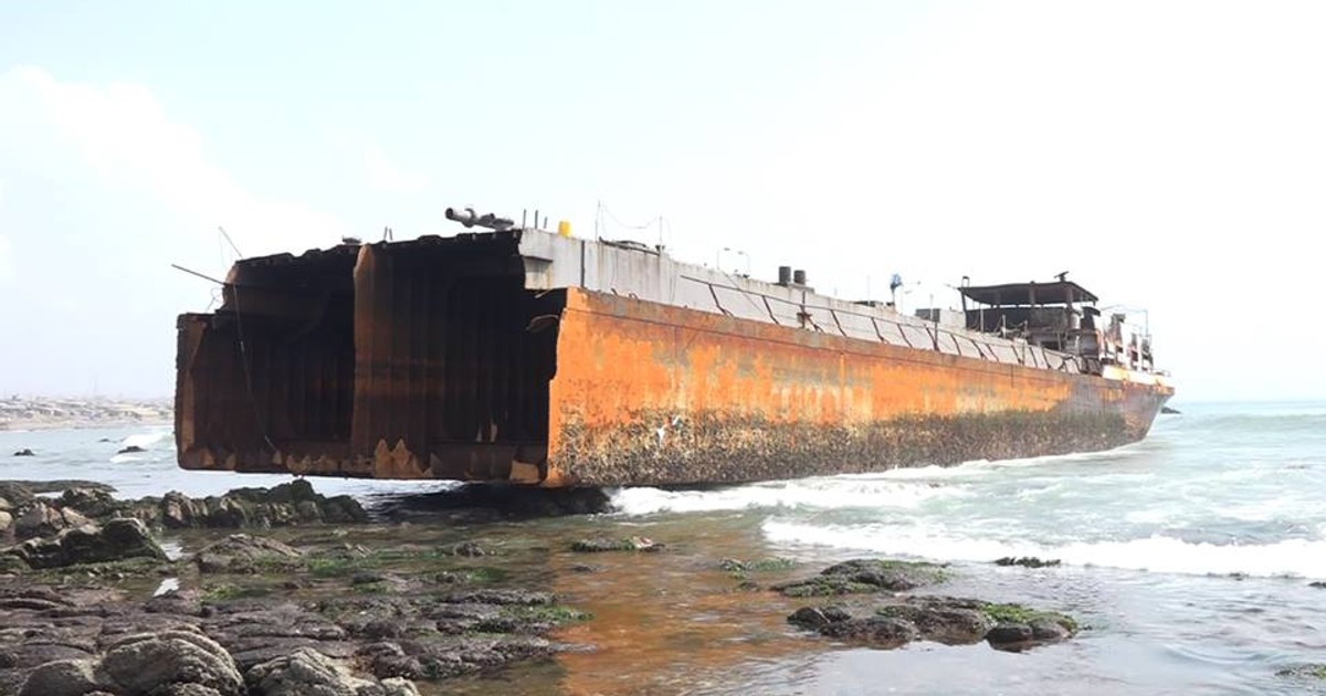 Another oil tanker vessel splits into two at Tema Port Pulse Ghana