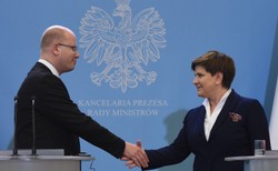 Czechy pozwą Unię Europejską? Poszło o przyjmowanie uchodźców