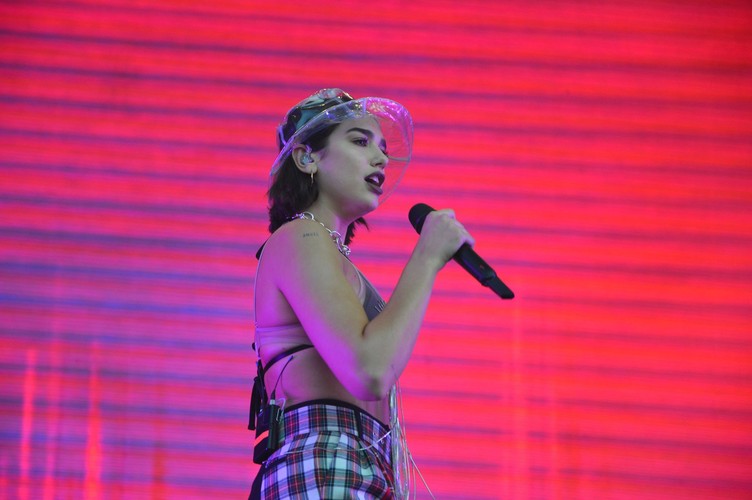 Dua Lipa podczas Orange Warsaw Festival. 1 czerwca 2018