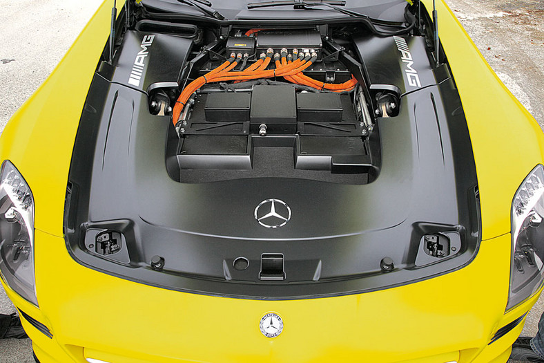 Mercedes SLS AMG E-Cell: Skrzydlak pod napięciem
