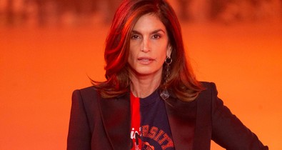 A legnagyobb modellek vonultak fel az Off-White bemutatón Virgil Abloh emlékére