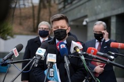 Dworczyk: Będzie Fundusz Kompensacyjny dla osób, u których wystąpią niekorzystne odczyny poszczepienne