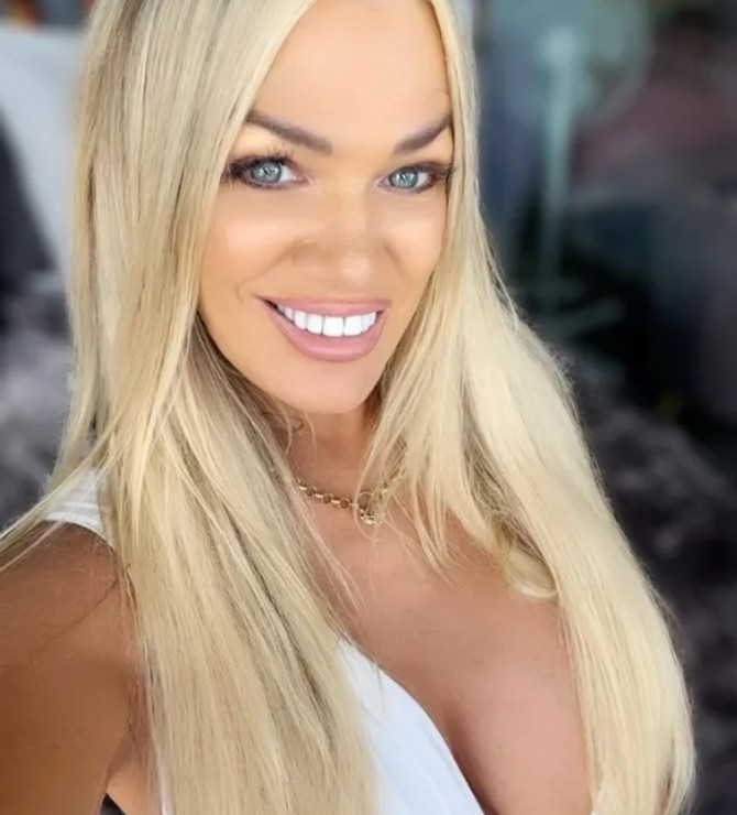 Đina Stjuart