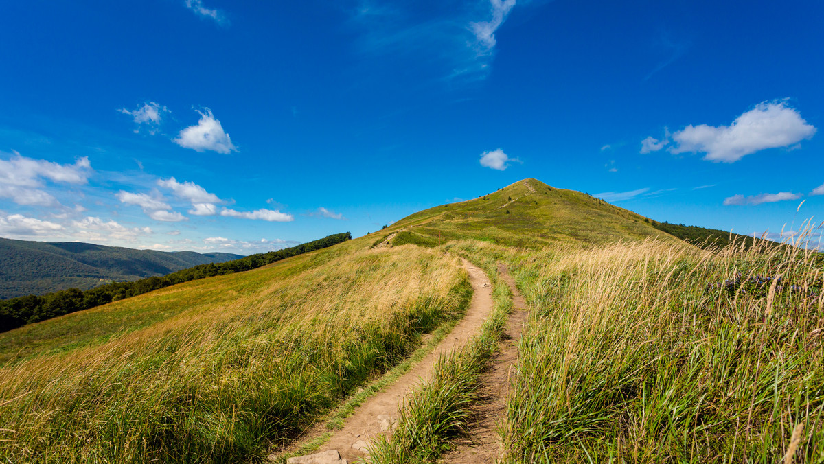 Bieszczady. Bardzo dobre warunki do uprawiania turystyki pieszej i rowerowej