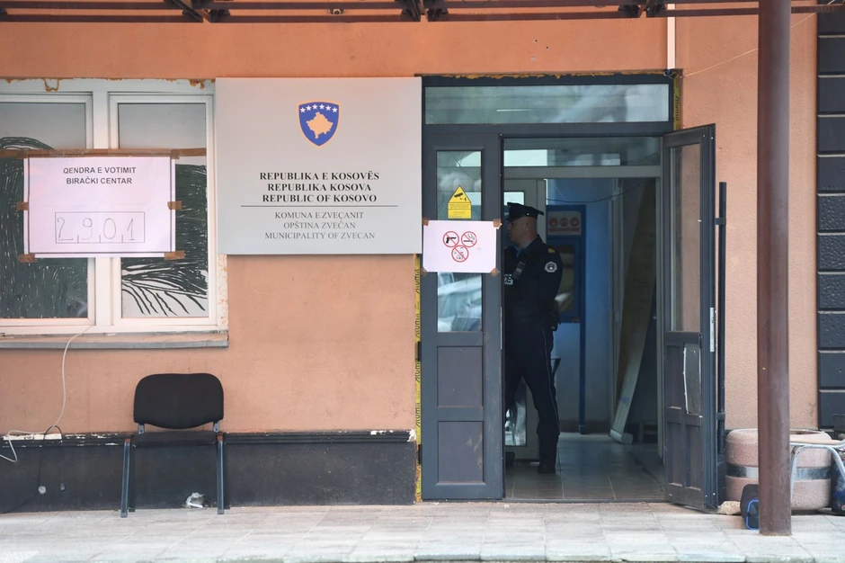 Do devet sati niko nije glasao na biračkom mestu u Banjskoj