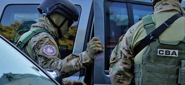 Wielka akcja CBA. Chodzi o łapówki przy budowach w powiecie warszawskim zachodnim