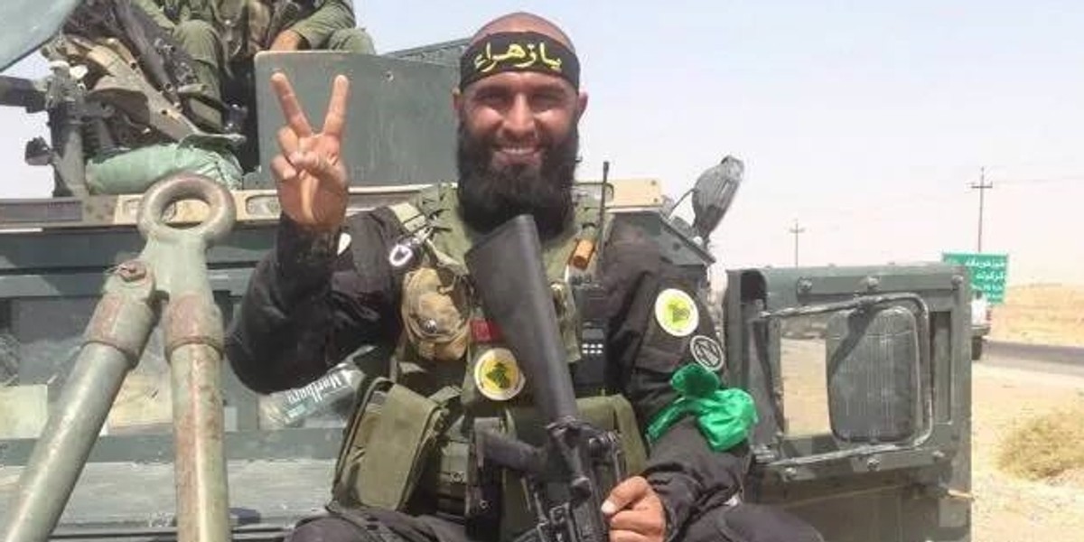 Abu Azrael broni dżihadżystów