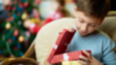 Jak mądrze dawać dzieciom prezenty?