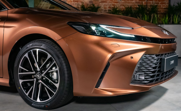 Nowa Toyota Camry z hybrydą 5. generacji już w Polsce