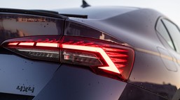 ta skoda to prawdziwy hit. mało pali, a cena jak sprzed lat