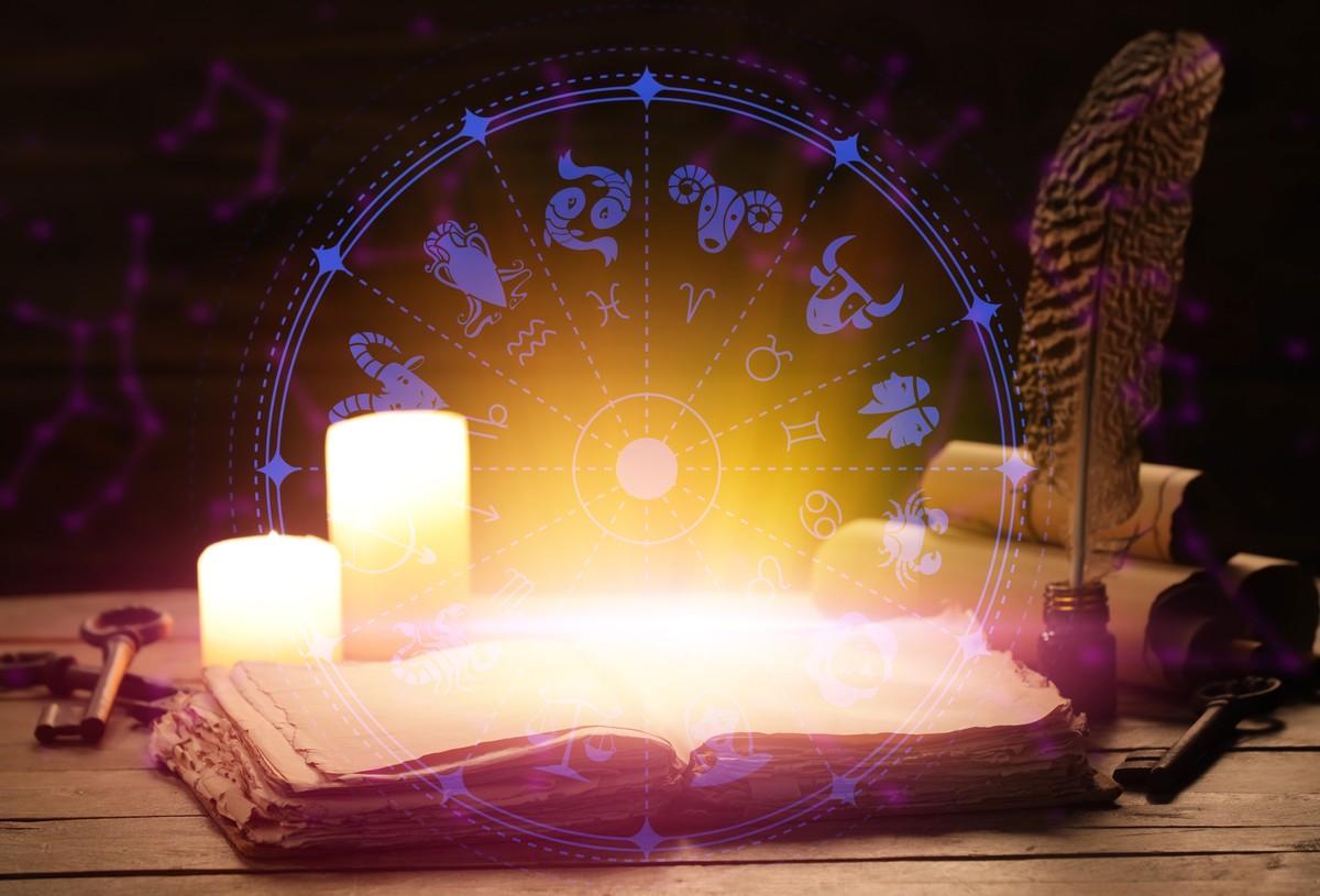 Zdaniem astrologów - 4 znaki zodiaku awansują w 2024 roku