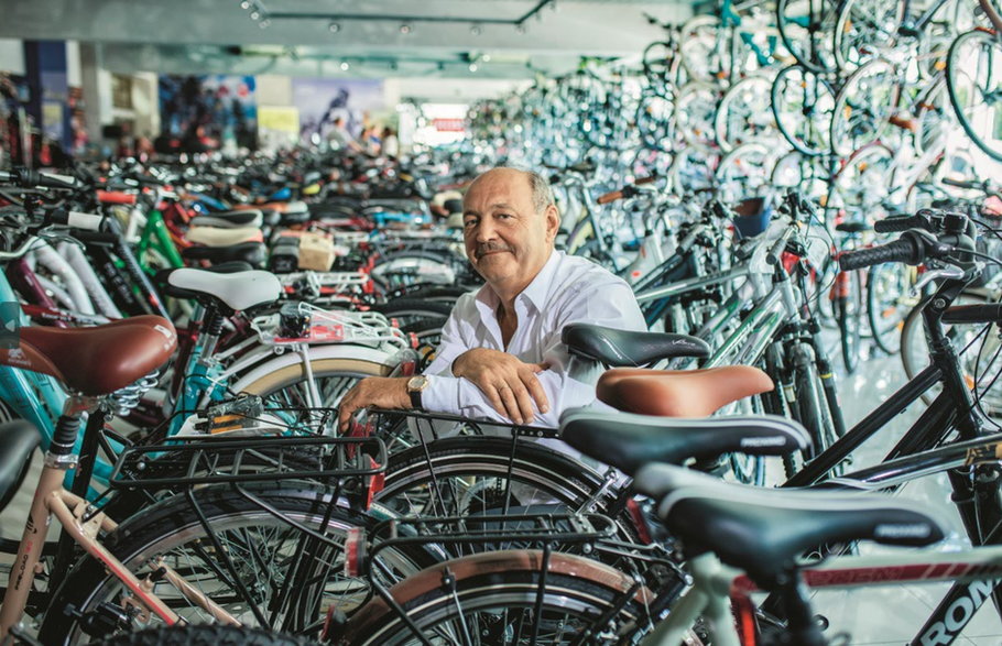 Romet Wiesława Grzyba także mocno idzie z prądem. Już 20 proc. produkcji to rowery elektryczne.