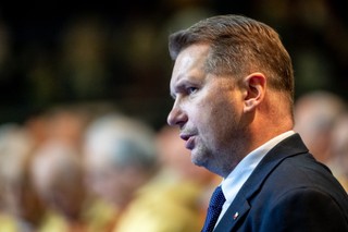 Czarnek: 'Kochani, powołajcie tę komisję'. Uchwała ds. wyborów kopertowych ma poparcie PiS