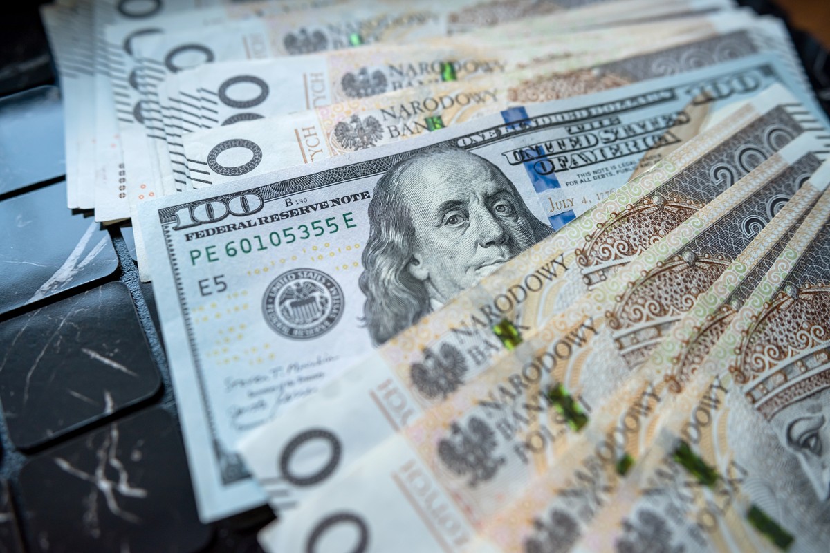 Oni już teraz zarabiają na sztucznej inteligencji. Ile? Premia płacowa istnieje i rośnie