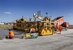 Betonowy problem z jakością piasku. Drogowcy wolą tańszy asfalt