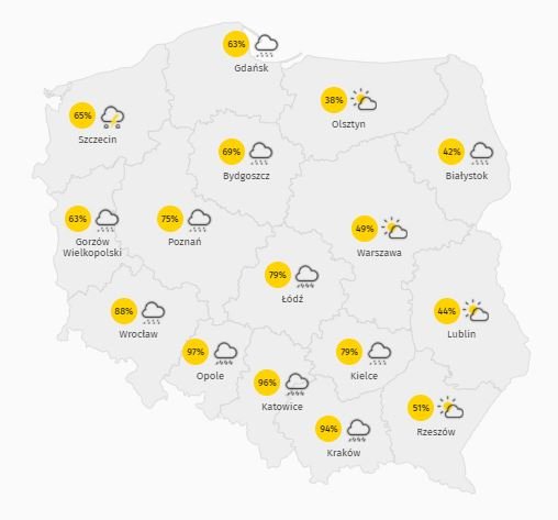 Prognozowany stopień zachmurzenia w poniedziałek 17 maja 2021 r.