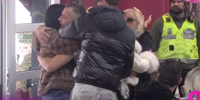 NIKAD EMOTIVNIJE U "ELITI 9!" Zlata i Hasan skočili SINU Mikiju u zagrljaj pred Novu godinu - svima pokazali koliko su se uželeli!