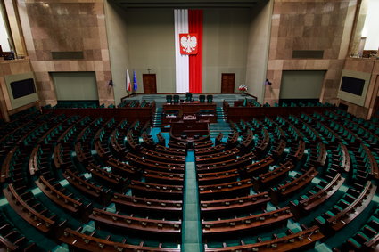 Pracownicy Sejmu domagają się podwyżek. Obiecał im je Donald Tusk