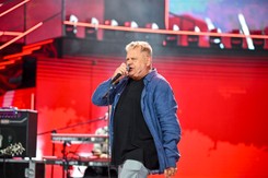 Kazik przerwał milczenie. 'Napawa mnie przerażeniem'