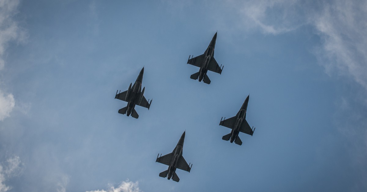 Historia uczy. Ale nie wszystkiego