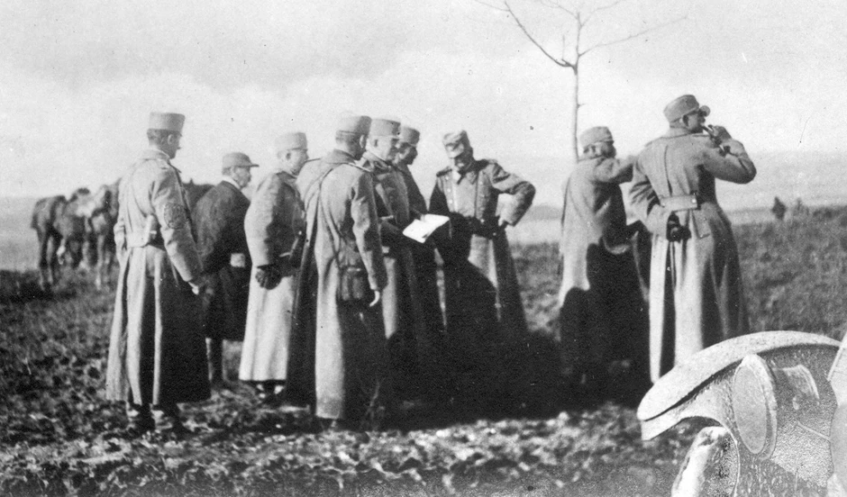 Kralj Petar obilazi front,fotografija sa izložbe