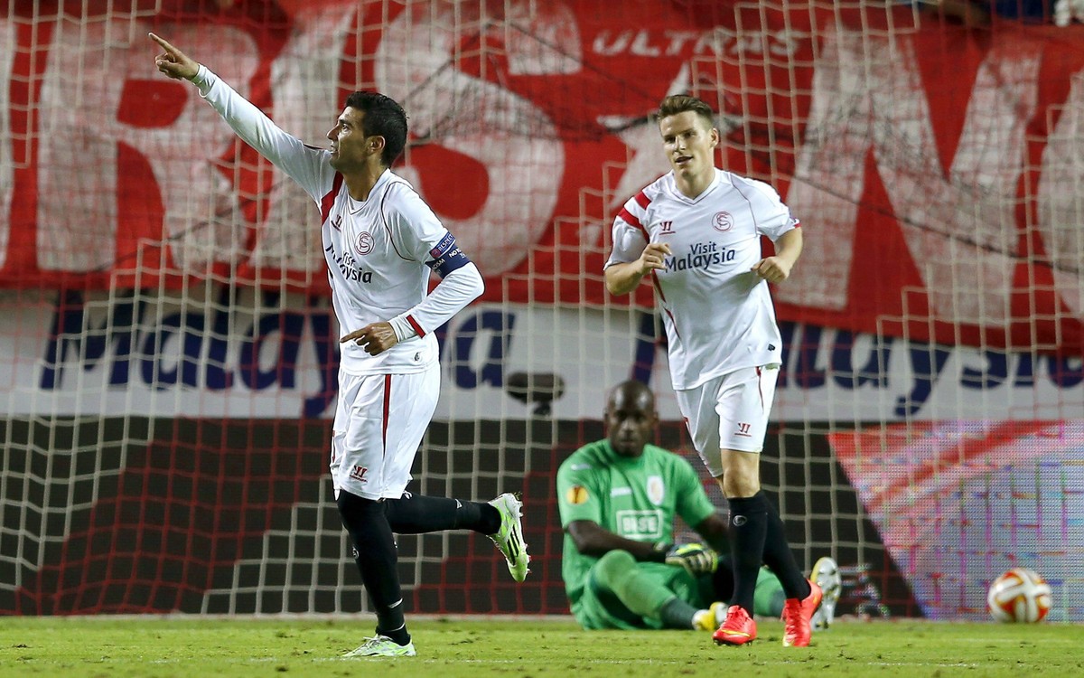 Liga Europy: Dobry mecz Krychowiaka w barwach Sevilli. Wysoka porażka ekipy Jędrzejczyka