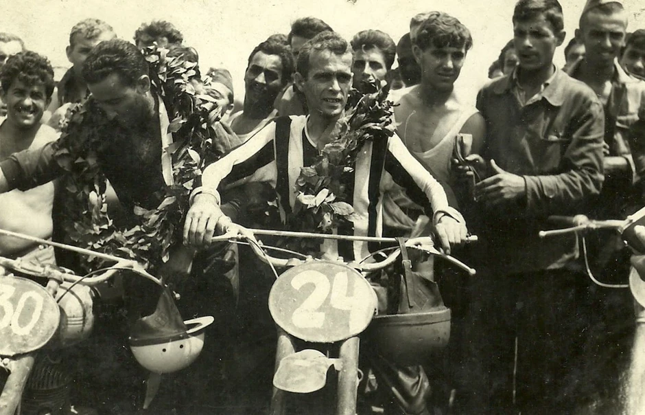 Više od 40 fotografija koje je sakupio Živojin Zdravković izloženo je u Radul begovom konaku