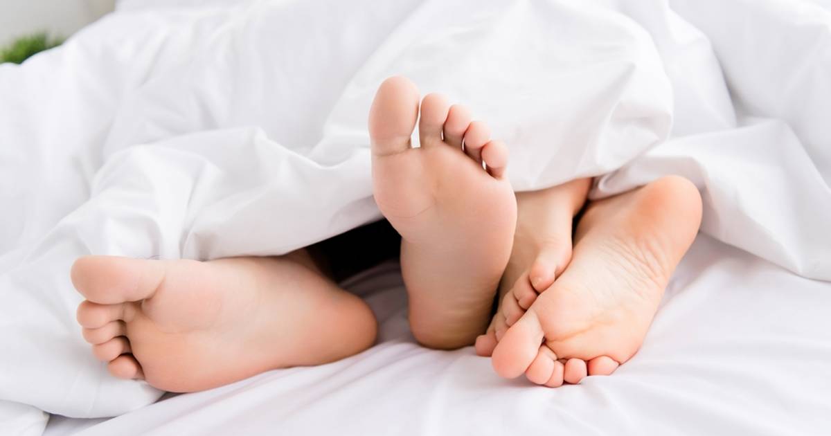 Tego nie wolno robić w łóżku choćby po ślubie. Kościół mówi stanowcze "nie"