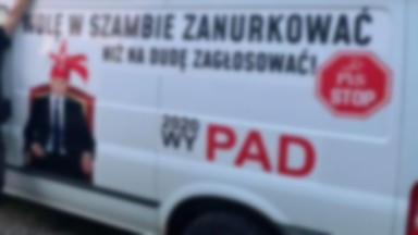 Na aucie ma hasła przeciwko Dudzie. Policja zatrzymała go na kilka godzin