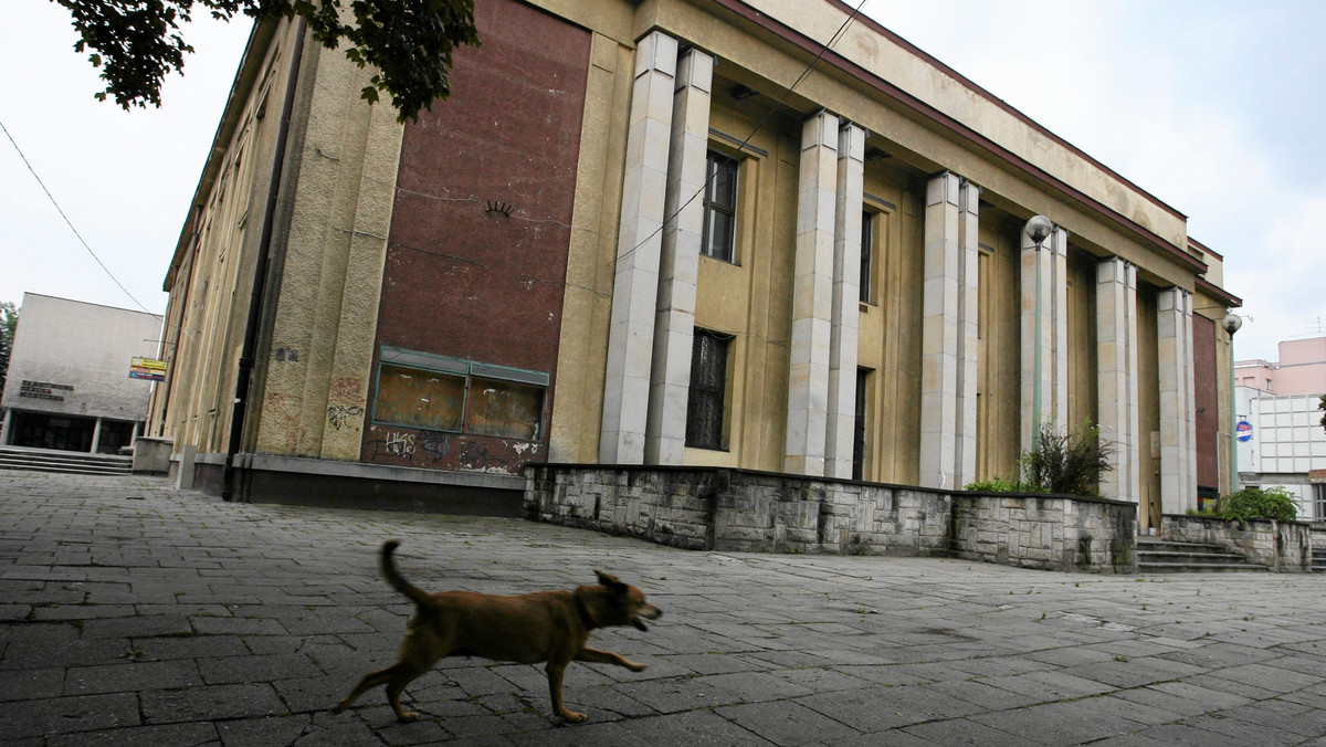 W niedzielę 23 listopada odbędzie się Dzień Otwartych Drzwi Krakowskich Muzeów. W ich ramach będzie można m.in. zwiedzać podziemia kina Światowid w Nowej Hucie, gdzie organizowane jest Muzeum PRL-u. Zapisy na zwiedzanie właśnie ruszyły.