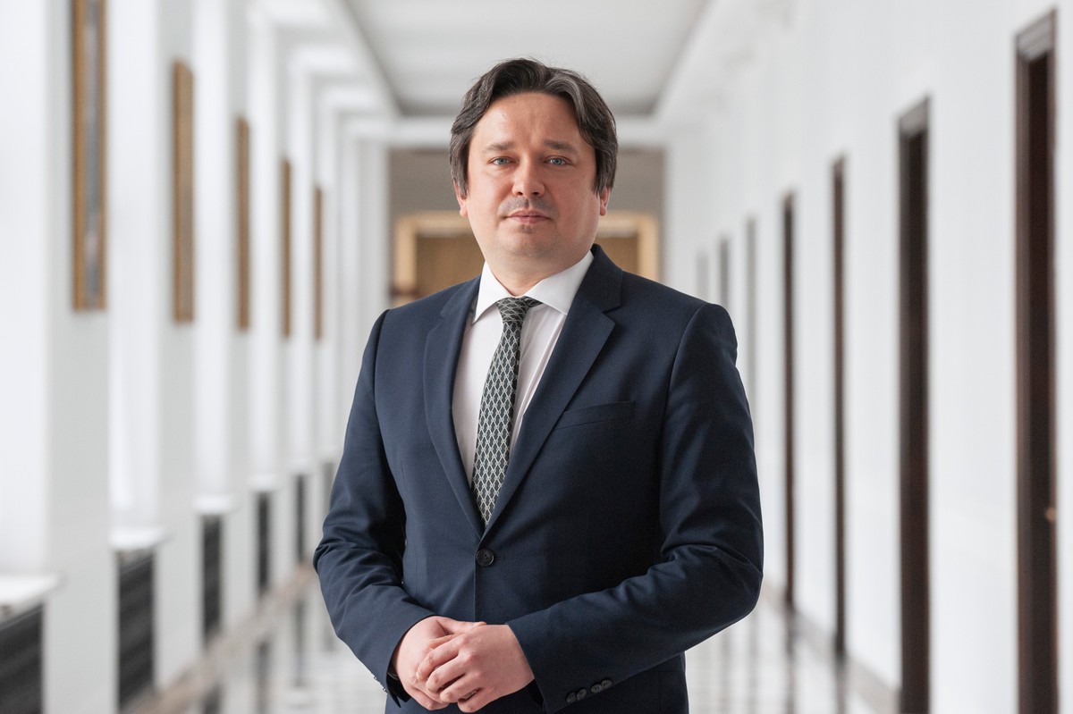 POSIEDZENIE SENATU W WARSZAWIE