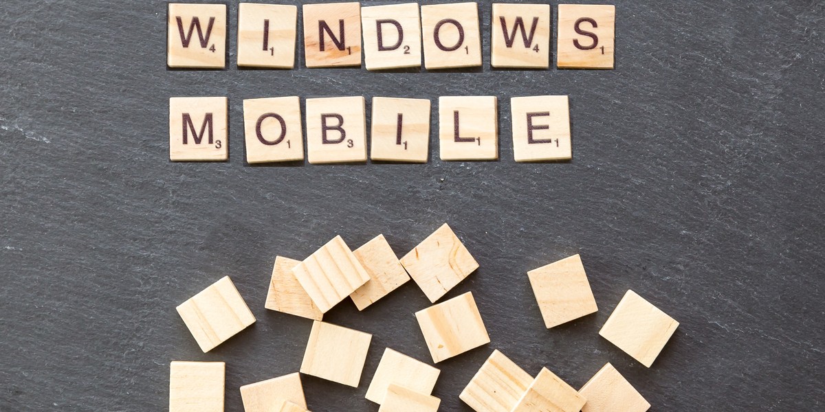 Microsoft nie zamierza rozwijać mobilnego Windowsa 10