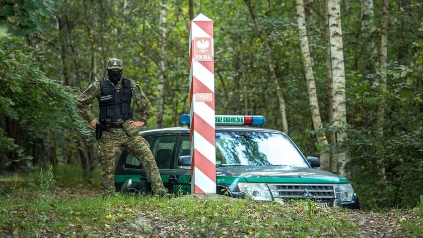 Dramatyczne sceny podczas akcji Straży Granicznej. Migrantka zaczęła rodzić