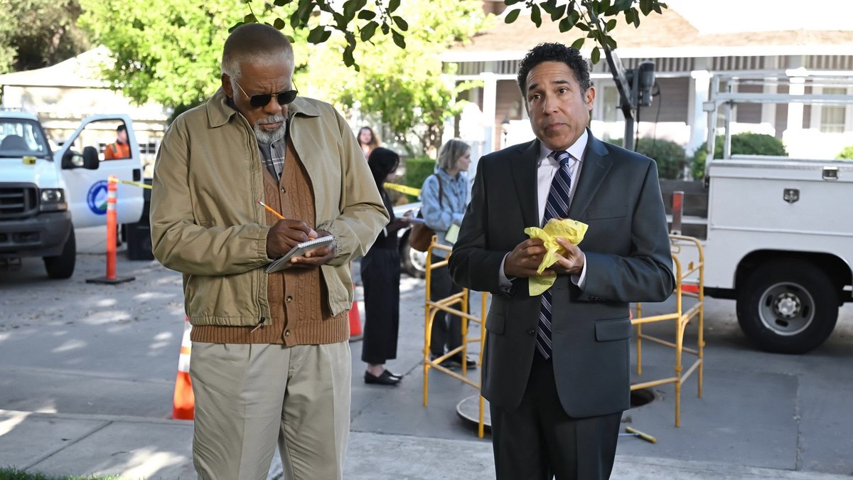 "The Paper", odcinek 8.