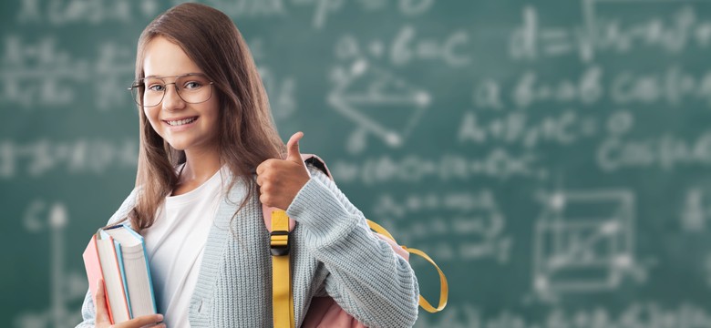 Teraz lekcje w szkołach tylko od poniedziałku do czwartku? Czterodniowy tydzień pracy dla nauczycieli to tylko cztery dni nauki dla uczniów?