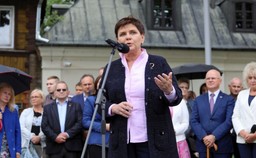 Wykaz lotów premier Beaty Szydło opublikowany na stronie internetowej KPRM