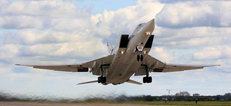 Rosyjski bombowiec, który mógł zmienić losy zimnej wojny. Oto Tu-22M Backfire