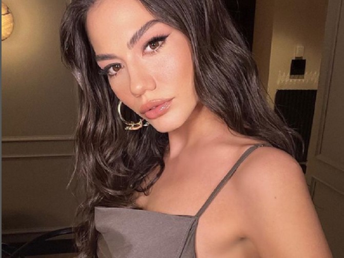 Najlepša Turkinja se udala, nosila je prekrasnu venčanicu foto: Instagram/demetozdemir