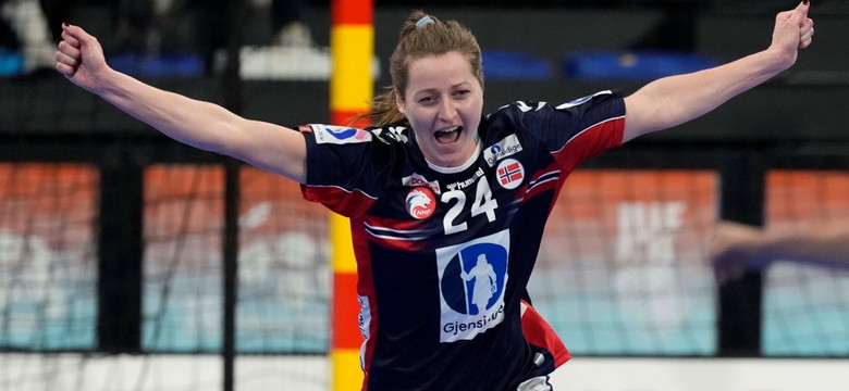 Norweżki trzecią ekipą w półfinale MŚ piłkarek ręcznych