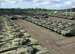 Rosjanom brakuje czołgów. Szukają ich wszędzie, nawet na złomowiskach