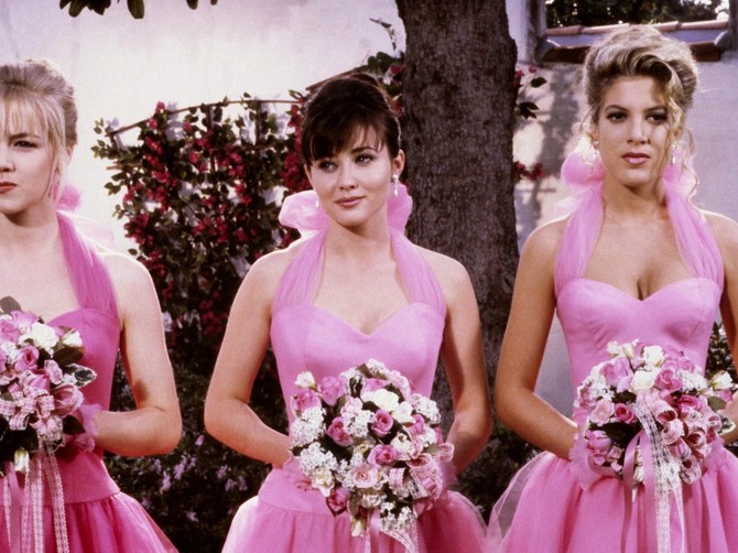 Šenon Doetri sa Dženi Gart i Tori Speling koje su u seriji "Beverli Hils" igrale Keli i Donu, najbolje Brendine prijateljice