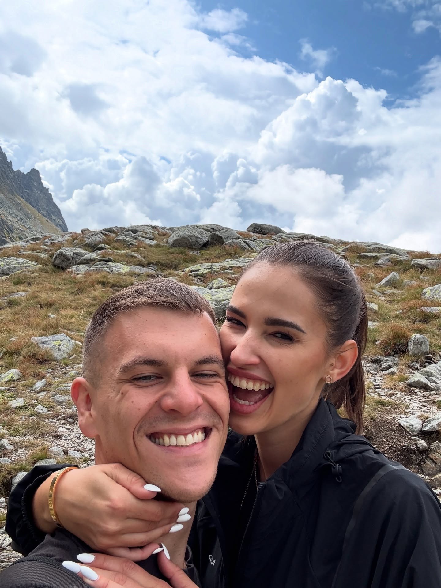 Influencer Jovinečko a jeho priateľka Deny Stulíková.