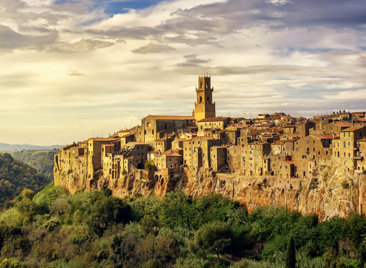 Miejscowość Pitigliano w Toskanii, sięgająca czasów Etrusków