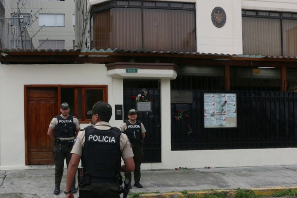 "NAŠA VOJSKA JE SPREMNA ZA VOJNU AGRESIJU" Ova zemlja čeka Trampovu INVAZIJU, ostali u potpunom mraku: "Bili bismo naivni da to ne radimo"