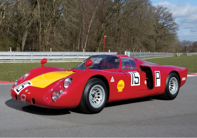 Alfa Romeo Tipo 33/2 Daytona z 1968 roku. Cena 1 260 000 euro (5,3 mln. złotych).